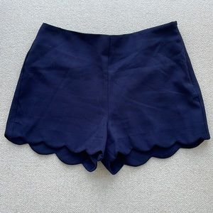 Sweet Wanderer navy scalloped shorts Size S